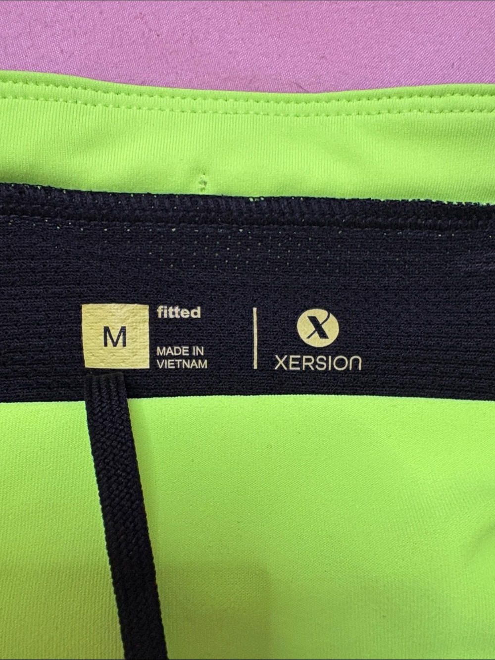 Xersion Neon Lime and Navy Athletic Waistband Capri - Picture 2 of 4